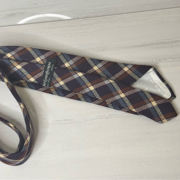 Yves Saint Laurent Black and Brown Silk Tie - Picture 6 of 6